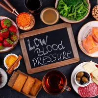 Ilustrasi makanan untuk darah rendah/copyright shutterstock/Yulia Furman