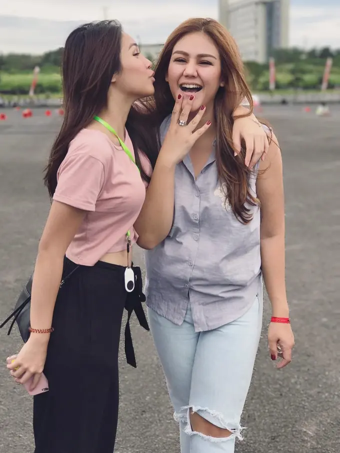 [Bintang] Sissy Prescillia dan Vanesha Prescilla