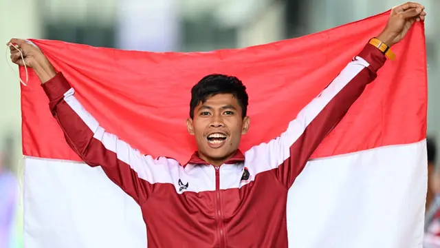 Foto: Momen Saptoyogo Purnomo Persembahkan Emas Pertama Indonesia di Asian Para Games 2022