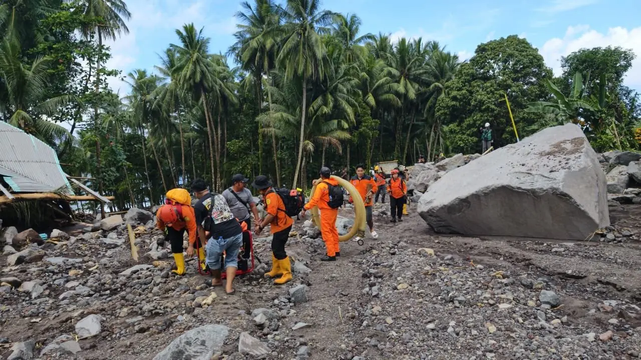 Tangani Dampak Banjir Bandang, 16 Personel SAR Dikerahkan ke Sitaro Sulawesi Utara