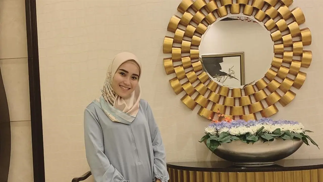 Ayu Ting Ting Dalam Balutan Hijab
