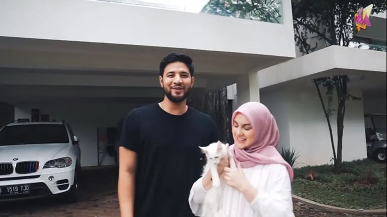 7 Potret Isi Rumah Baru Ammar Zoni dan Irish Bella, Bernuansa Alam