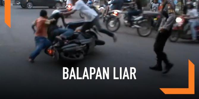 VIDEO: Razia Balap Liar, Puluhan Pengendara Motor Kabur