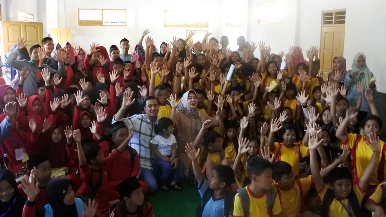 Warga Purbalingga bisa mengadu langsung ke bupati lewat aplikasi Matur-Bup. (Foto: Liputan6.com/Dinkominfo PBG/Muhamad Ridlo)