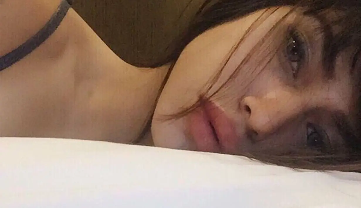 Monica Sinatra meraih gelar juara pada kejuaraan binaraga NABBA/WFF di Singapura yang berlangsung 6 Februari 2016 lalu. (Bola.com/Instagram/Monicasinatra)