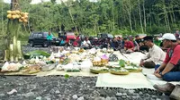 Sejak 2010, pengunjung Merapi bisa menjelajah gunung itu dengan menggunakan jeep. (Liputan6.com/Yanuar H)