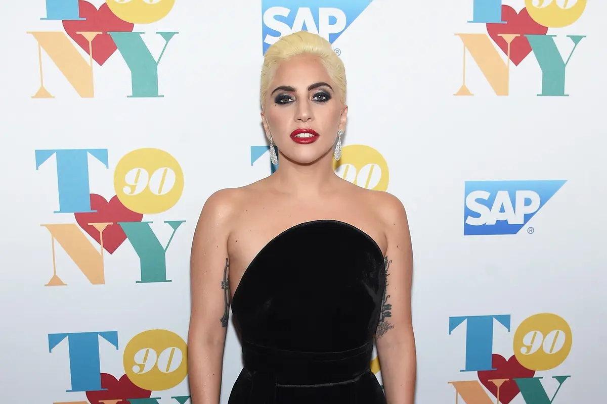[Bintang] Lady Gaga