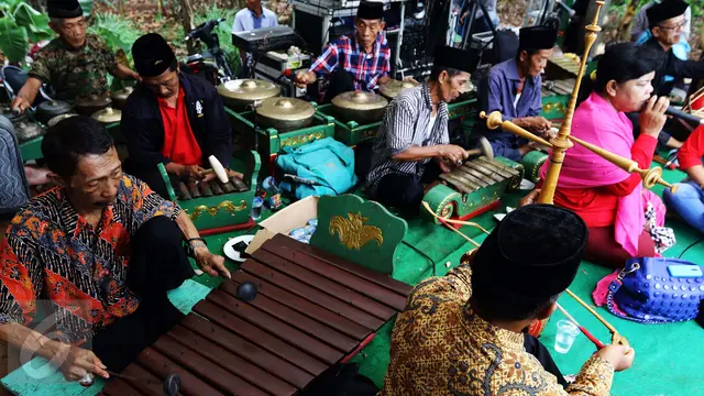 20170203-Pudarnya Kesenian GONG Si Bolong Asal Depok-Jawa Barat