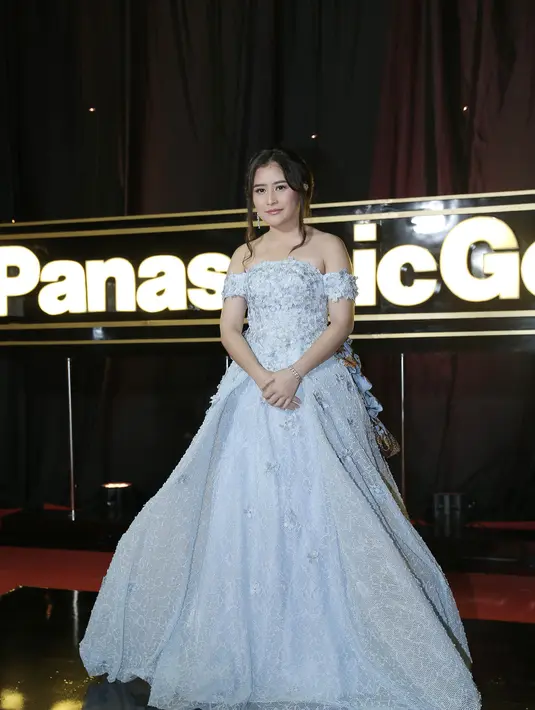 Selain dalam karier, di usianya yang kini telah 20 tahun, Prilly berharap ke depan bisa menghilangkan sifat kekanak-kanakan selama ini. (Galih W. Satria/Bintang.com)