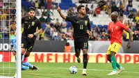 Winger Timnas Brasil, Rodrygo, berhasil menyumbangkan satu gol saat timnya menang 4-1 atas Guinea pada laga uji coba&nbsp;di RCDE Stadium, Cornella de Llobregat, Spanyol, Minggu (18/6/2023) dini hari WIB. (AFP/Pau Barrena)