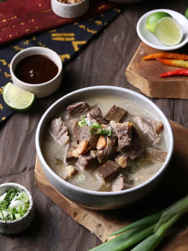 Coto Makassar, Makanan Khas Makassar
