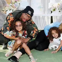 Bercerai bukan menjadi penghalang untuk tetap memiliki hubungan baik terhadap mantan pasangan. Seperti halnya Mariah Carey dan Nick Cannon yang sudah berpisah sejak beberapa waktu lalu, tapi masih berhubungan baik. (Instagram/mariahcarey)