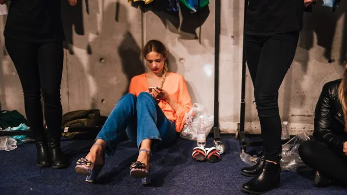 Jurus Andalan Cewek Kalau Ngambek sama Pacar, Jomblo Mana Paham!