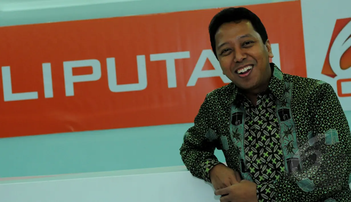 Ketua Umum DPP Partai Persatuan Pembangunan (PPP) versi Mukhtamar Surabaya, Romahurmuziy mendatangi kantor Liputan6.com, Jakarta, Kamis (12/2/2015). (Liputan6.com/Faisal R Syam)