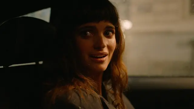 Charlbi Dean sebagai Yaya dalam film Triangle of Sadness. (Foto: Dok. Imperative Entertainment/ IMDb)