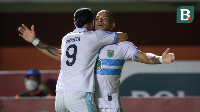 Foto: Derbi Jatim Persebaya Kontra Persela Berakhir Sama Kuat di Pekan ke-8 BRI Liga 1 2021 / 2022