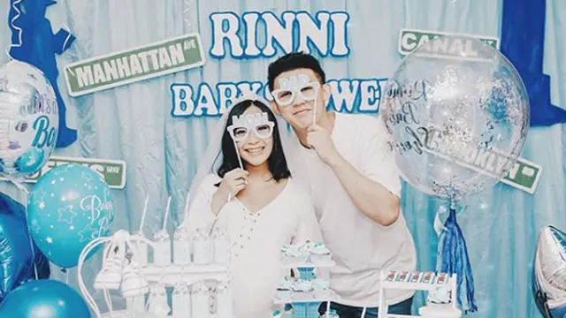 [Bintang] 8 Foto Kemeriahan Baby Shower Rinni Wulandari