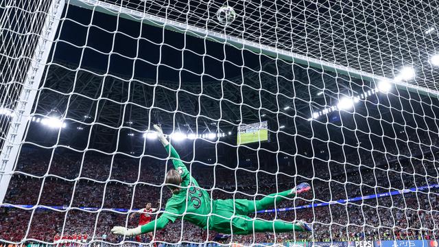 Foto: Momen Tendangan Penalti Gabriel Melambung Tinggi, Arsenal Gagal Juara Liga Champions
