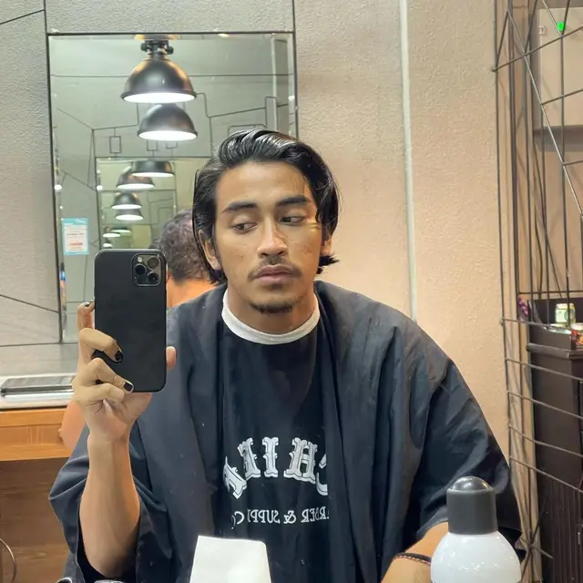 6 Potret Transformasi Gaya Rambut Abidzar Al Ghifari, Terbaru Potong Pendek