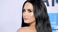 Demi Lovato terus mengulang kesalahan yang disadarinya, hingga ia merasa jijik dengan dirinya sendiri. (AFP)