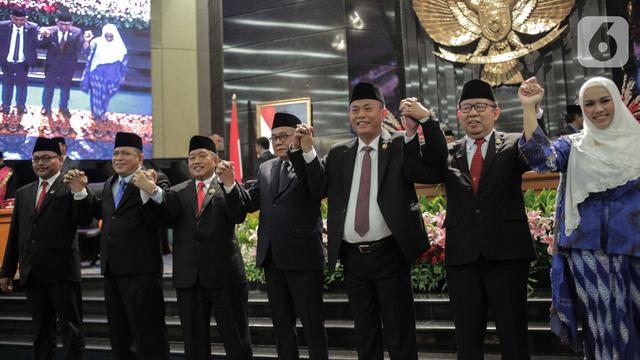 Sah, 5 Pimpinan DPRD DKI Jakarta Resmi Dilantik