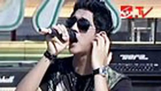 Naff - Tak Butuh Jawaban
