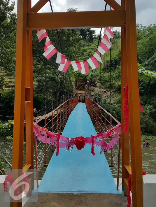 Lokasi Jembatan Asa ke-8 yang berada Desa PAO Kec.Tombolopao Kab.Gowa, Sulawesi Selatan, Minggu (20/3). Pembuatan Jembatan ini menghabiskan biaya sekitar Rp 431 juta juta.(Liputan6.com/dok SCTV)