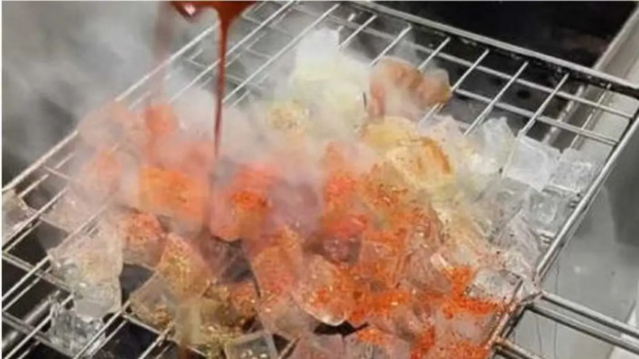 Viral, Es Batu Panggang Jadi Jajanan Favorit di China