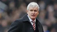 Stoke City manager Mark Hughes Action Images via Reuters / Carl Recine Livepic EDITORIAL USE ONLY.