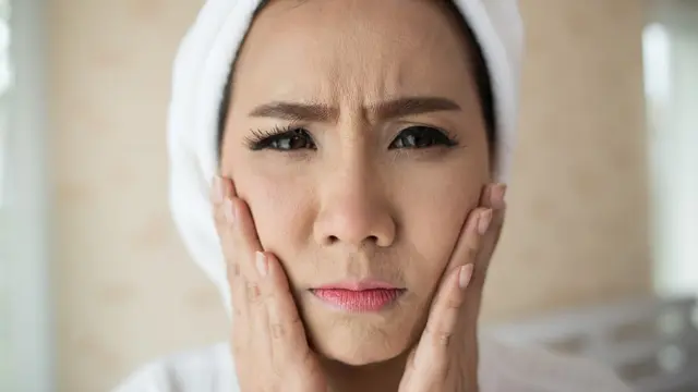 5 Alasan Mengapa Kamu Harus Waspada terhadap Paparan Blue Light yang Bisa Merusak Kulit - 1