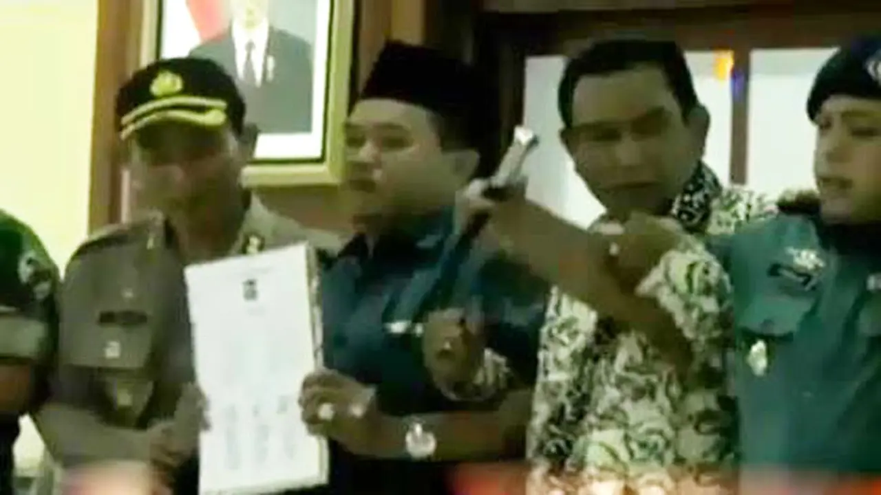 VIDEO: Masyarakat Tanjung Balai Tanda Tangani Kesepakatan Damai