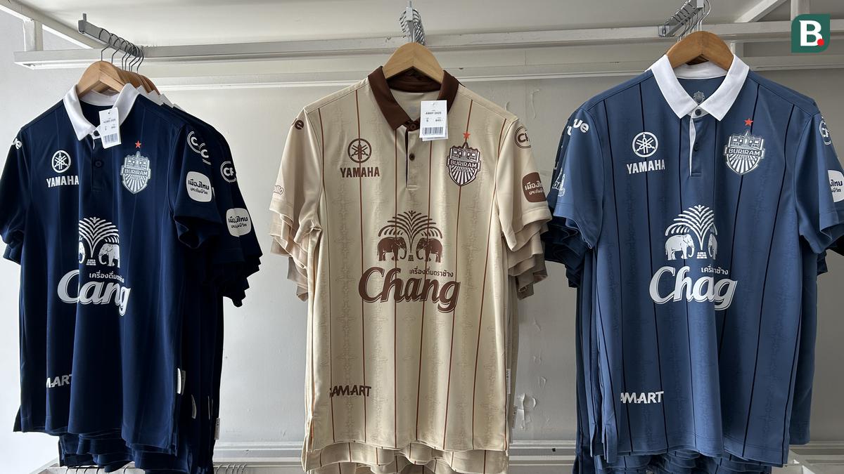 Cerita SEA Games 2025: Shayne Pattynama dan Sandy Walsh Populer! Jersey 2 Pemain Timnas Indonesia Paling Laris di Buriram United Shop