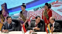 Presiden Jokowi menandatangani konvensi penolakan perdagangan manusia