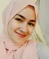 Satu lagi artis cantik muda, memutuskan untuk menutup auratnya sesuai syariat wanita muslimah. Aryani Fitriana memutuskan untuk berhijab. (dok. Instagram)