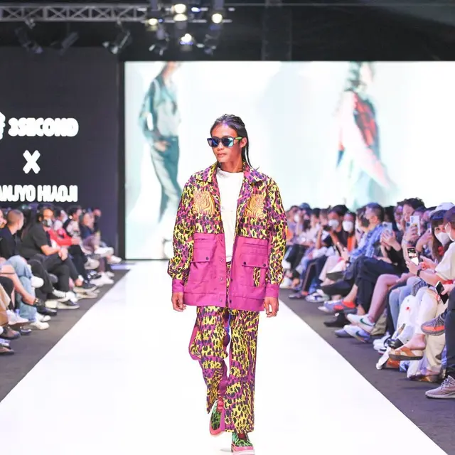 8 Potret Bonge Citayam saat Debut Runway di JF3 Fashion Festival 2022, Banjir Pujian