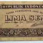 Hari Uang merupakan peringatan terhadap peristiwa beredarnya mata uang yang pertama di Indonesia pada tanggal 30 Oktober 1946.