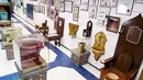 Apakah anda pernah terpikir ada museum Toilet di dunia ini? di India ada Sulabh International Toilet Museum. Kita dapat melihat evolusi toilet dalam sejarah dimulai dari yang paling kuno hingga sekarang ini. (s4.scoopwhoop.com)