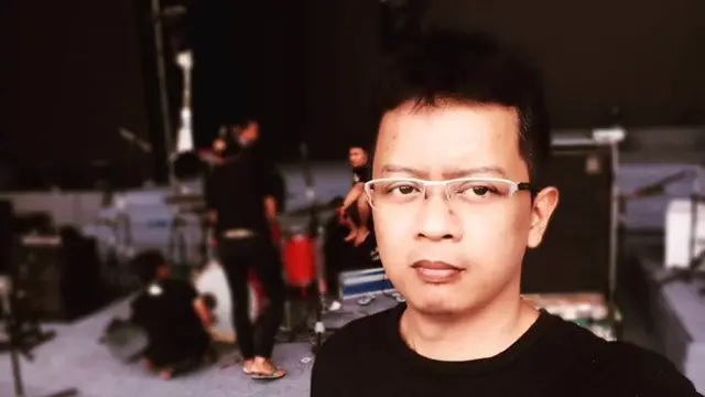 Lama Tak Terlihat, Ini 6 Potret Terbaru Anton eks Sheila on 7 Sekarang