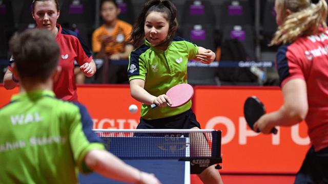 Anna Hursey Tenis Meja