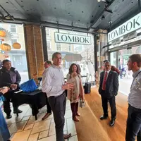 Kedutaan Besar Republik Indonesia di London bekerja sama dengan ‘Lombok’ mengadakan kegiatan promosi perdagangan yang dibalut dengan berbagai kegiatan kebudayaan pada 20 Juni 2019. | SP KBRI London