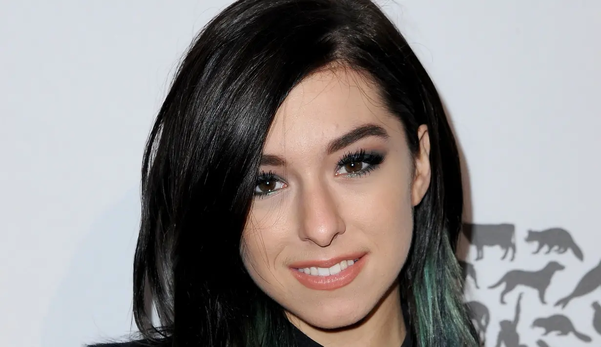 Solois berbakat Christina Grimmie tutup usia karena peristiwa nahas yang menimpa dirinya usai konser yang di gelarnya beberapa waktu lalu. Christina Grimmie tertembak di bagian kepala yang dilakukan oleh salah satu penggemar fanatiknya. (AFP/Bintang.com)