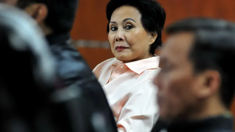 [FOTO] Saksi Maria Elizabeth Liman Takut Sebut Menteri yang Terlibat