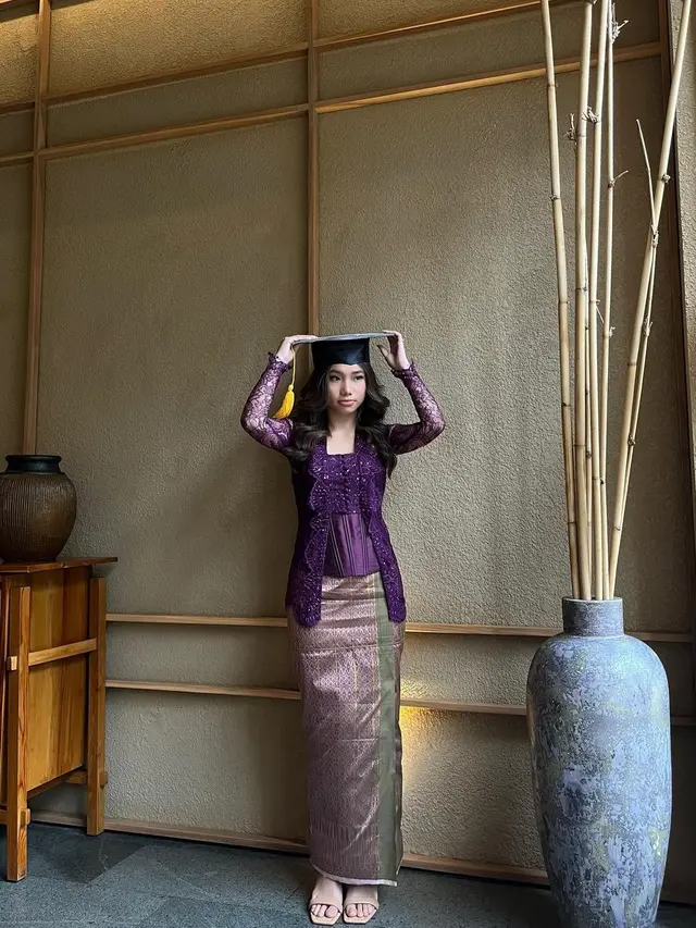 Jasmine Abeng, putri Ririn Ekawati lulus SMA (Foto: Instagram @ririnekawati)