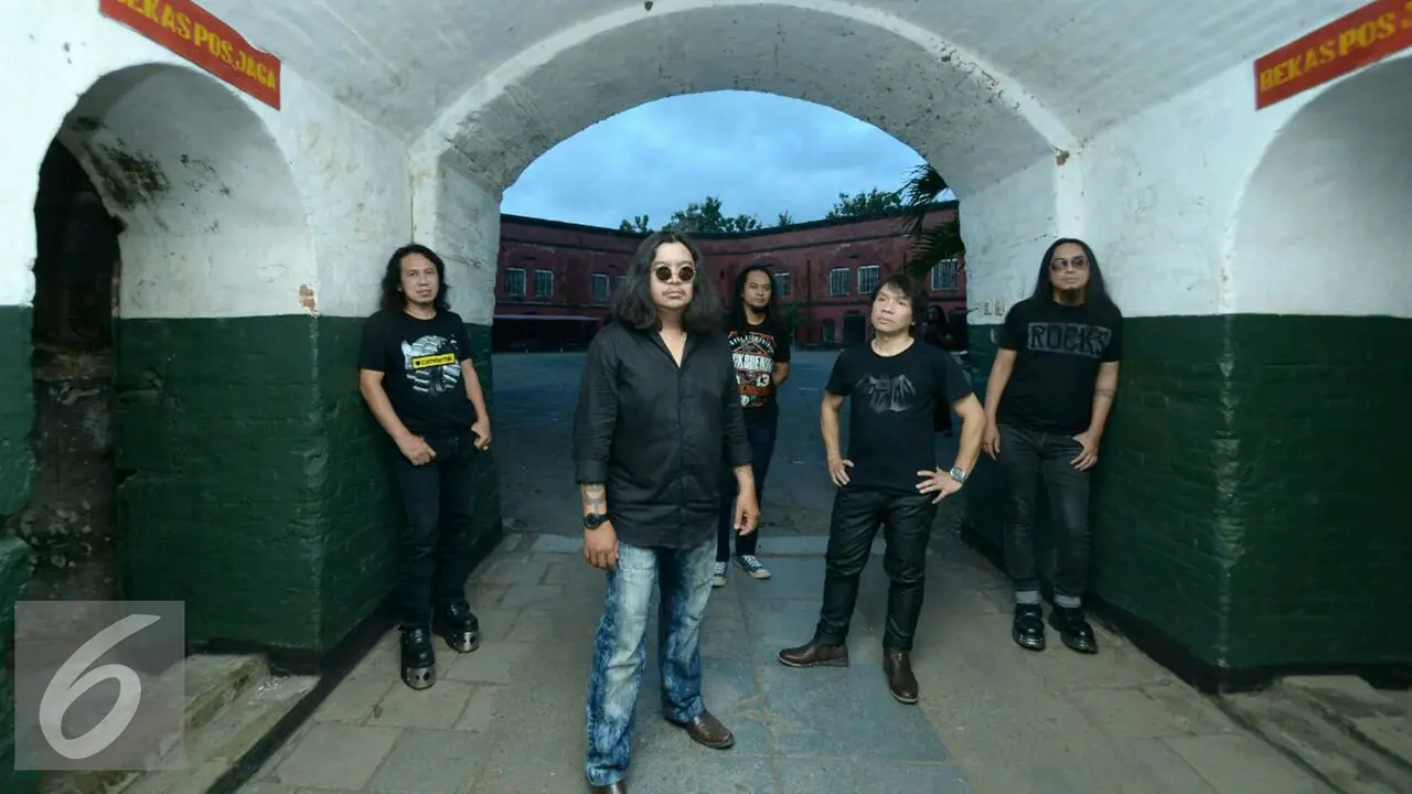 Powerslaves