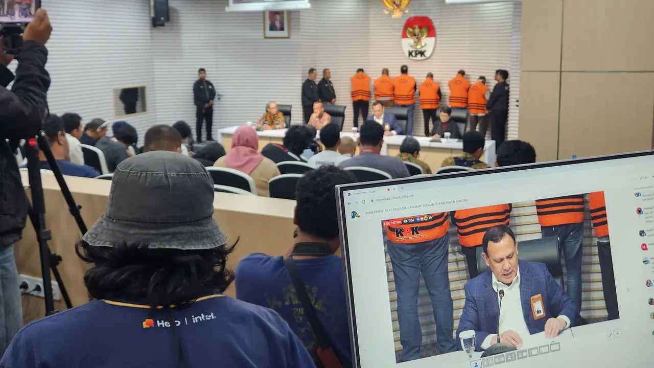 Firli Bahuri tak memenuhi panggilan Polda Metro Jaya dan malah memimpin konferensi pers OTT Pj Bupati Sorong Yen Piet Mosso