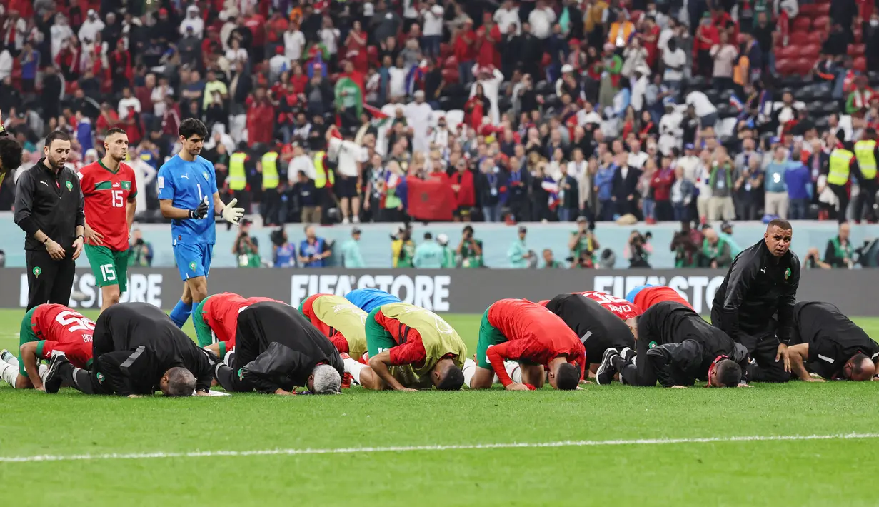 Meski begitu, Singa Atlas berhasil mencatatkan sejarah sekaligus memenangkan hati jutaan orang. Terutama bagi orang Arab, Afrika dan Muslim di dunia. (AFP/Karim Jaafar)