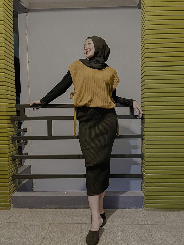 Disebut Mirip Livy Renata, Ini 6 Gaya Difarina Difarina Indra Saat Pakai Hijab