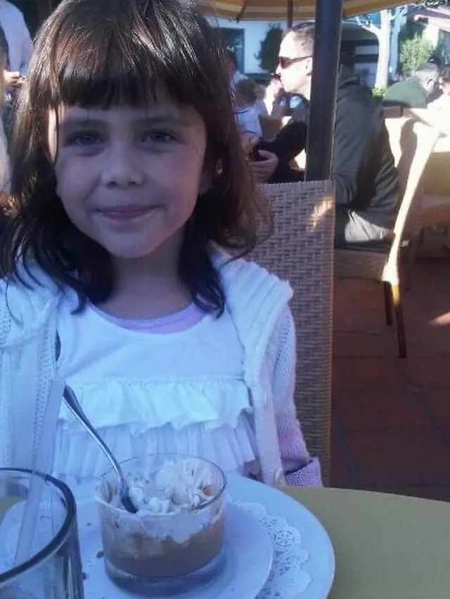7 Potret Masa Kecil Manuella Aziza, Putri Sophia Latjuba yang Kuliah di Jerman