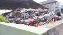 TPA Cipayung yang kelebihan kapasitas membuat Tempat Pembuangan Sampah Sementara di beberapa wilayah juga tak ammpu menampung volume sampah yang kian bertambah. (Liputan6.com/Herman Zakharia)