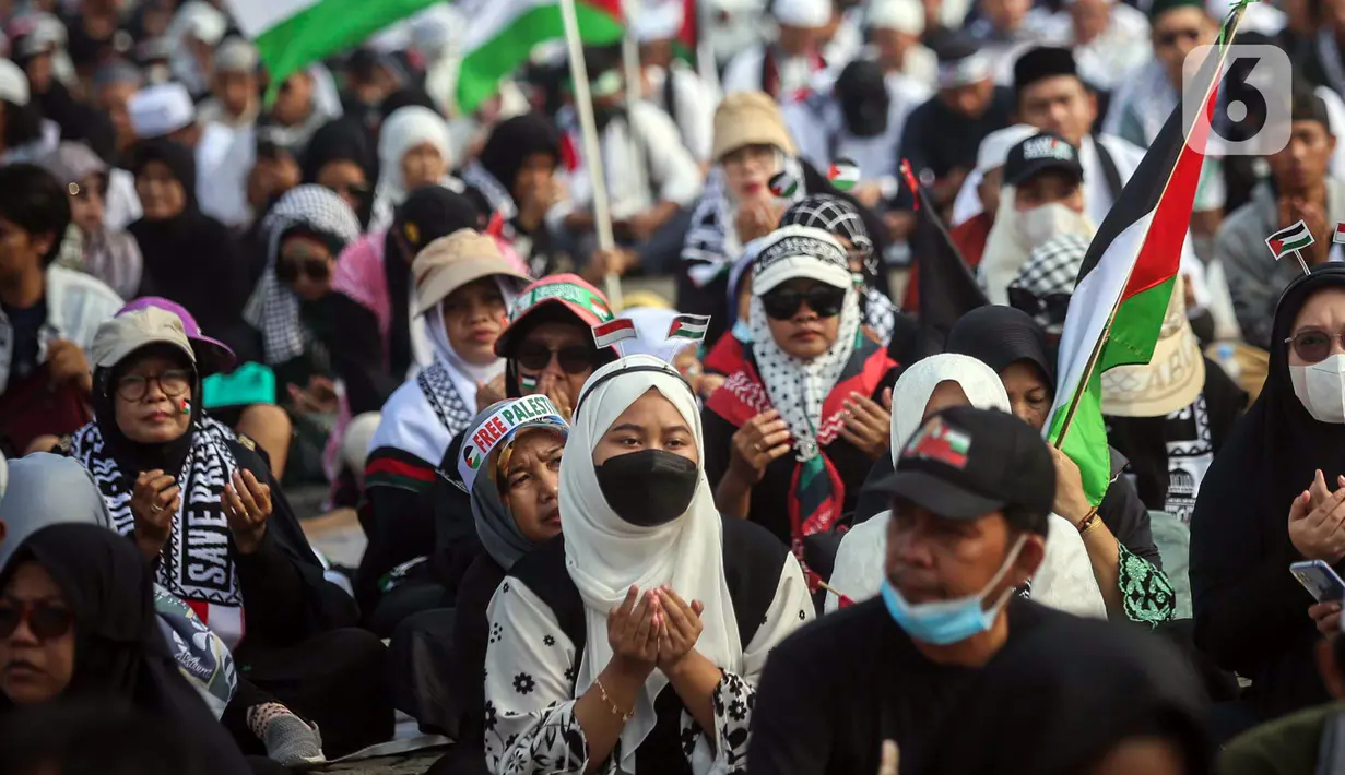 Sementara itu, doa juga dipanjatkan untuk Palestina dan Indonesia. (Liputan6.com/Angga Yuniar)